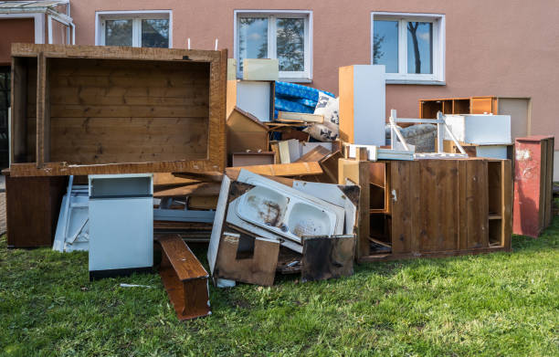 Best Yard Waste Removal  in Warrensville Heights, OH